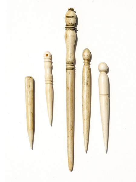 Unknown Artist - Five Antique Fids - Scrimshaw Collector